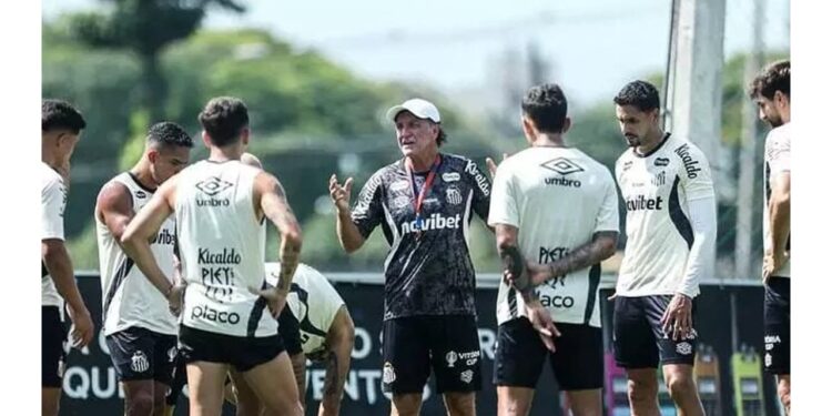 Atacante do Cruzeiro recebe proposta e surge como esperança no Santos