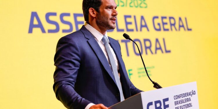 CBF coloca R$ 78 milhões na mesa e Cruzeiro já conhece seu desafio