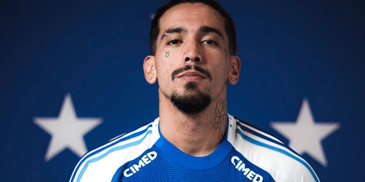Chico da Costa é notificado sobre saída do Cruzeiro na próxima janela