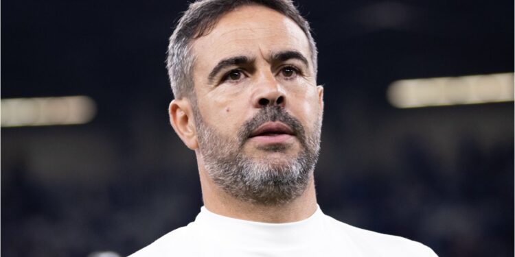 Sonho de Artur Jorge, volante de R$ 26 milhões vira prioridade máxima do Cruzeiro