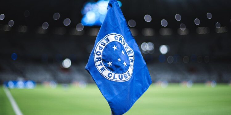 Treinador deixou o Cruzeiro pela porta dos fundos e tem acordo para atuar na Espanha