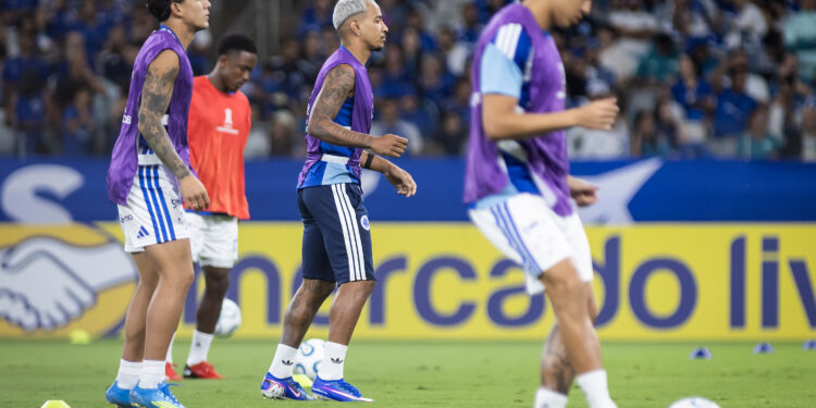 Craques do Cruzeiro são possíveis substitutos de Neymar