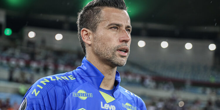 Fábio surpreendeu torcedores com postura em retorno ao Mineirão