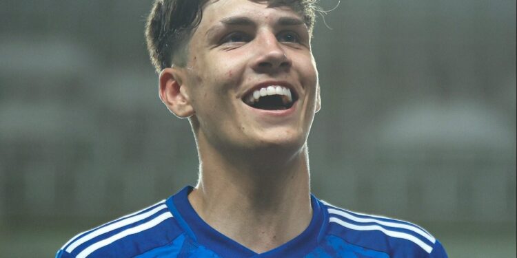 Atacante revelação do Cruzeiro é monitorado por clubes da Europa