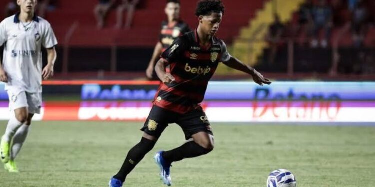 Presidente do Sport manda a real sobre Zé Lucas: “Provavelmente sai”
