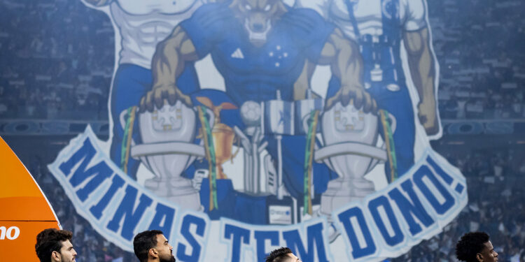 Cruzeiro quase bateu recorde de público em jogo contra o Atlético-MG