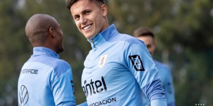 Cruzeiro desiste de atacante do Uruguai